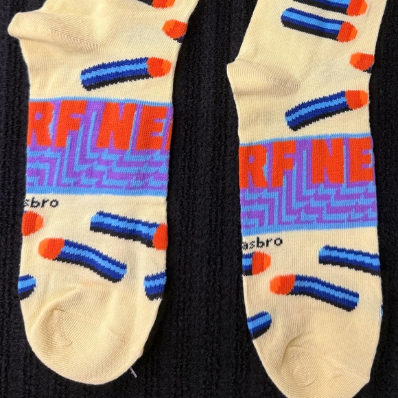 - NWT Nerf Toy Novelty Crew Socks - Picture 15 of 16